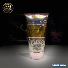 Bath &amp;amp; Body Works Champagne Toast Exfoliating Glow Body Scrub (210g)